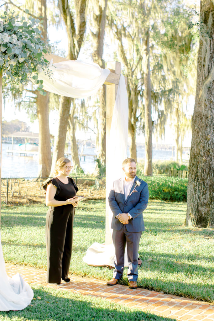 groom sees bride for the first time | jacksonville, florida | Jacksonville, Wedding Photographer | Photo by Mary Catherine Echols