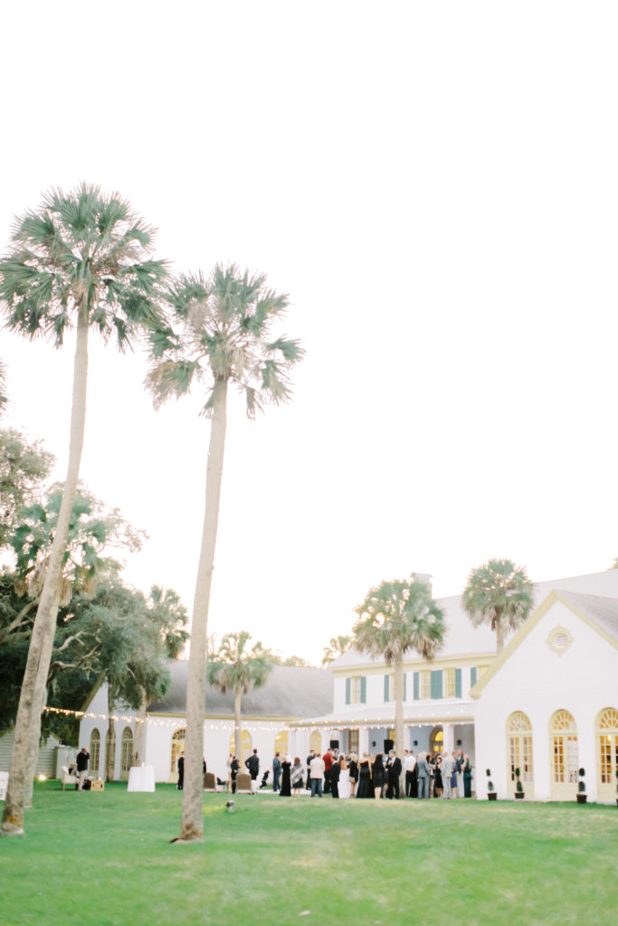 sunset reception at the ribault club | photo by Mary Catherine Echols, a Jacksonville based wedding photographer